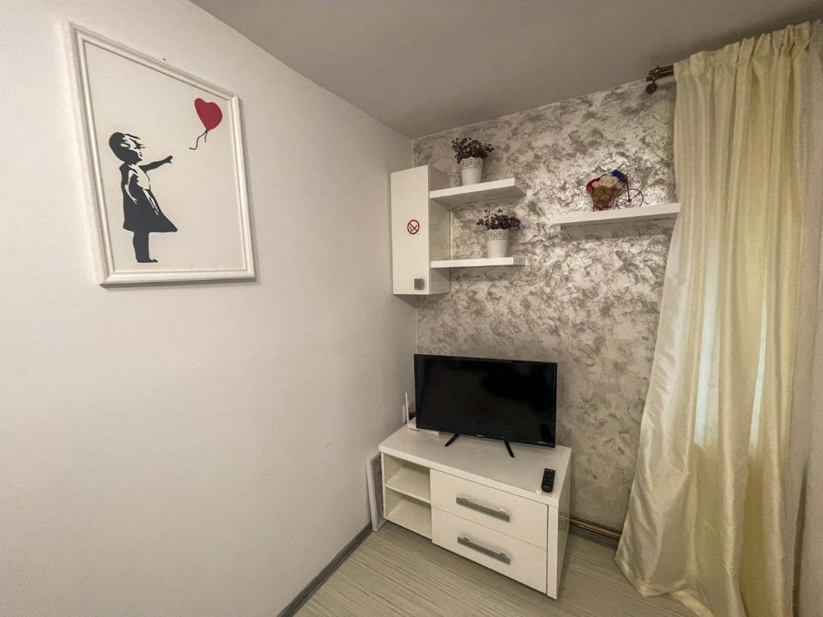 Buzz Apartment Cluj Napoca Bagian luar foto